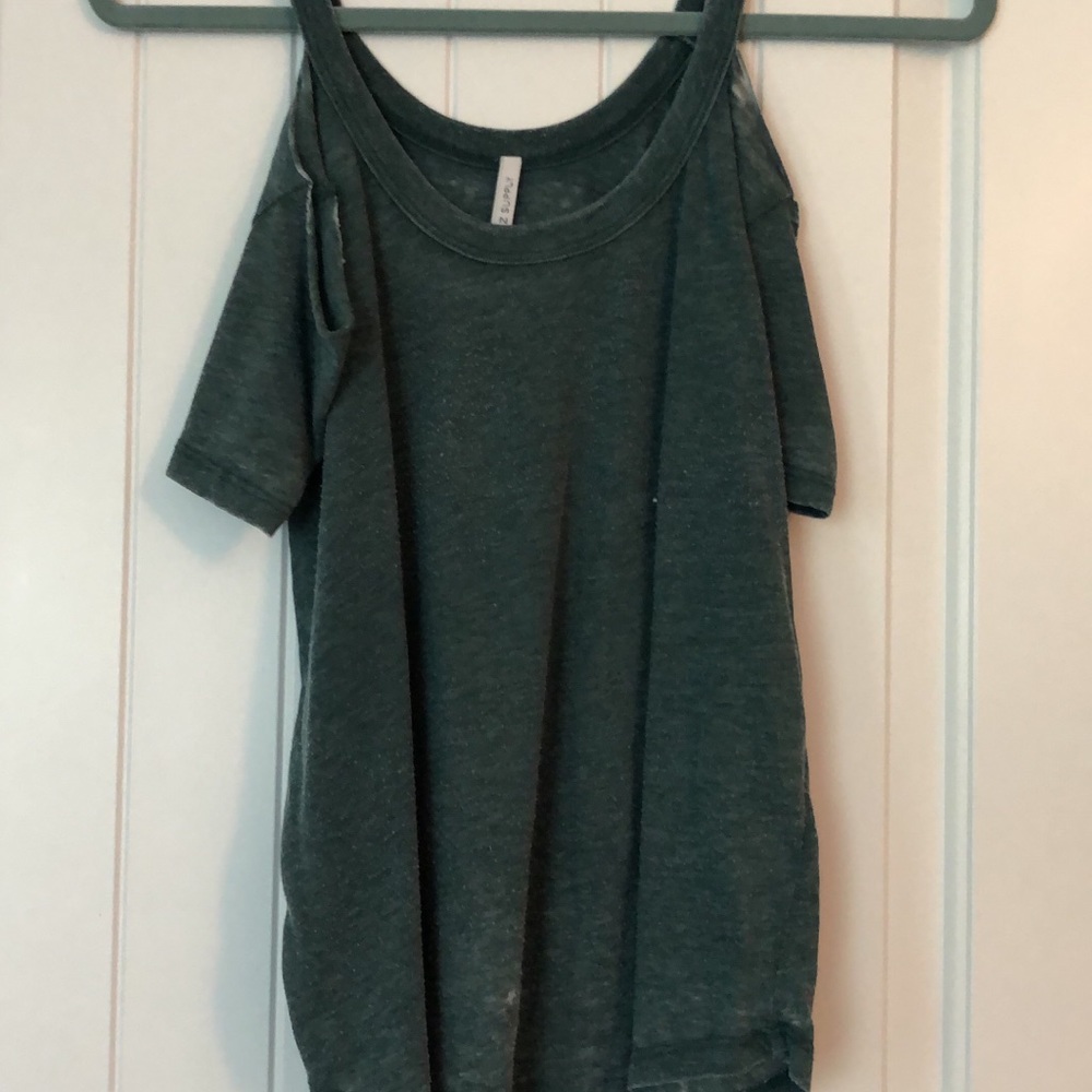 Z-Supply Shoulder Cut Out Tee